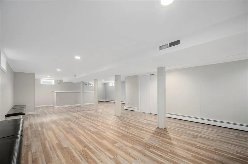 195 Lake Garden Drive Cranston RI 02920