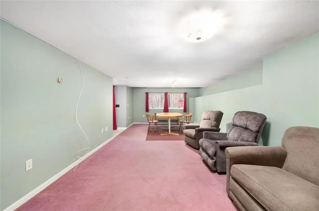 24 Superior Street Warwick RI 02886