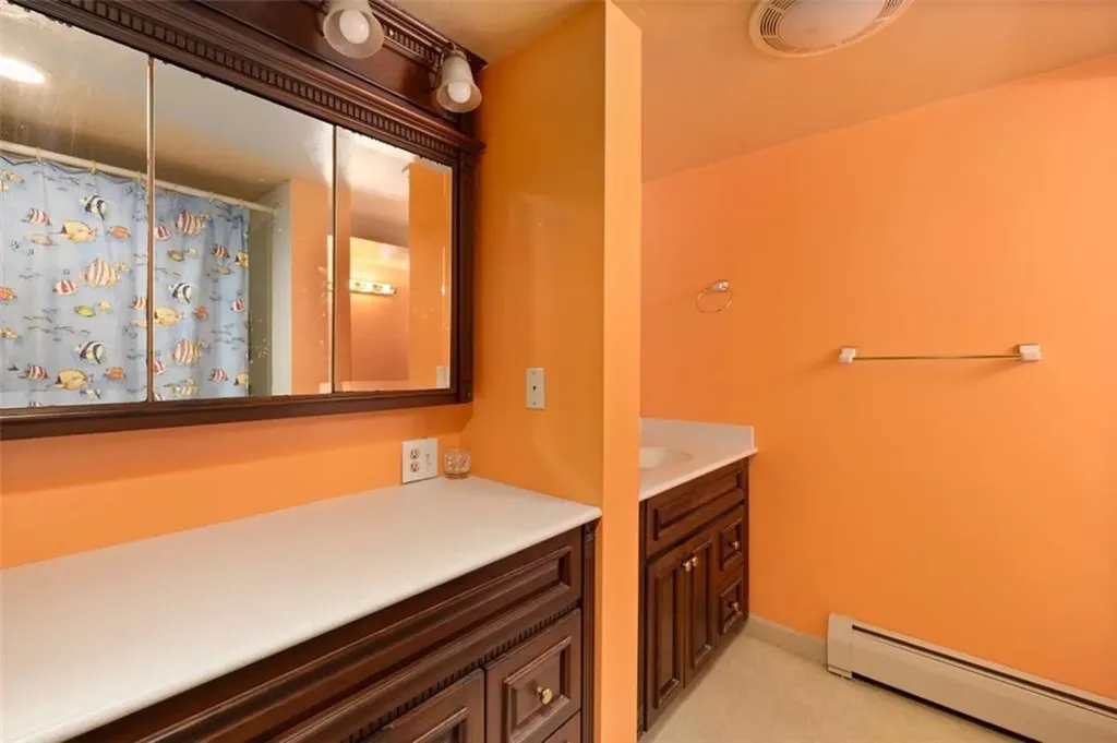 24 Superior Street Warwick RI 02886