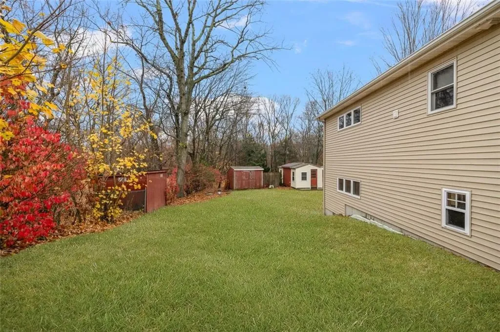 24 Superior Street Warwick RI 02886