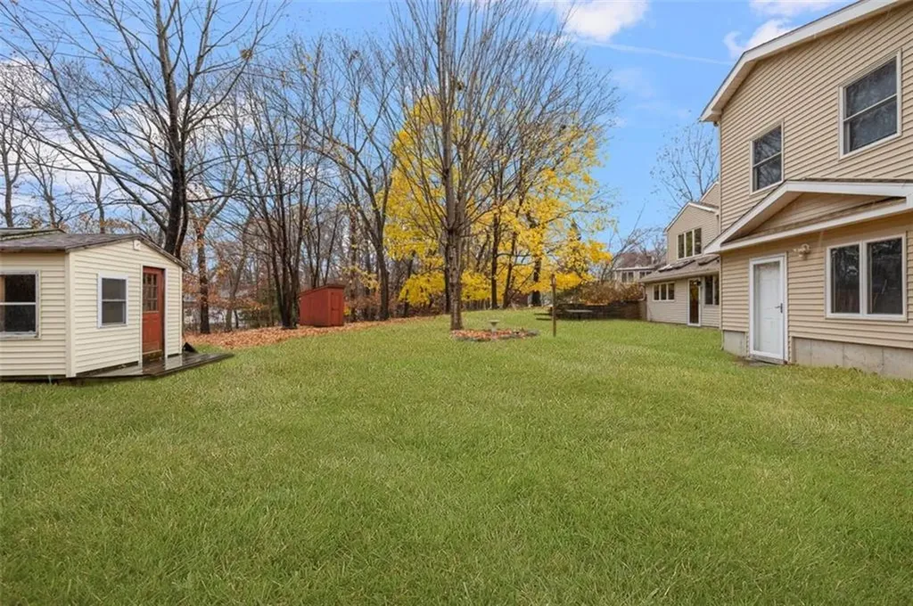 24 Superior Street Warwick RI 02886