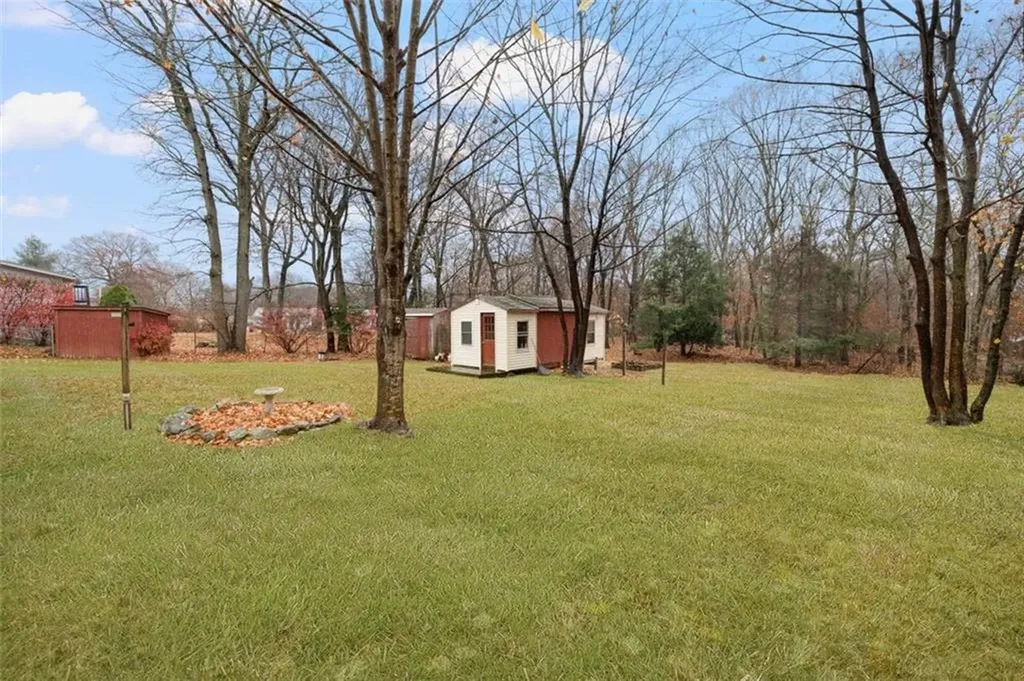 24 Superior Street Warwick RI 02886