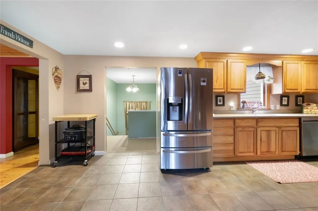 24 Superior Street Warwick RI 02886