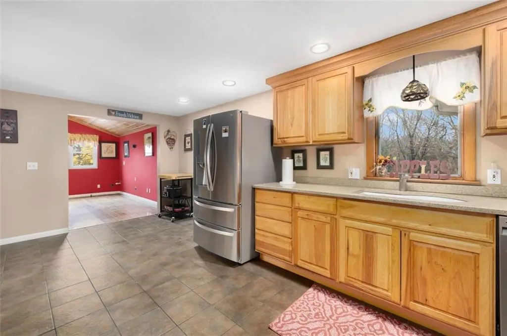 24 Superior Street Warwick RI 02886