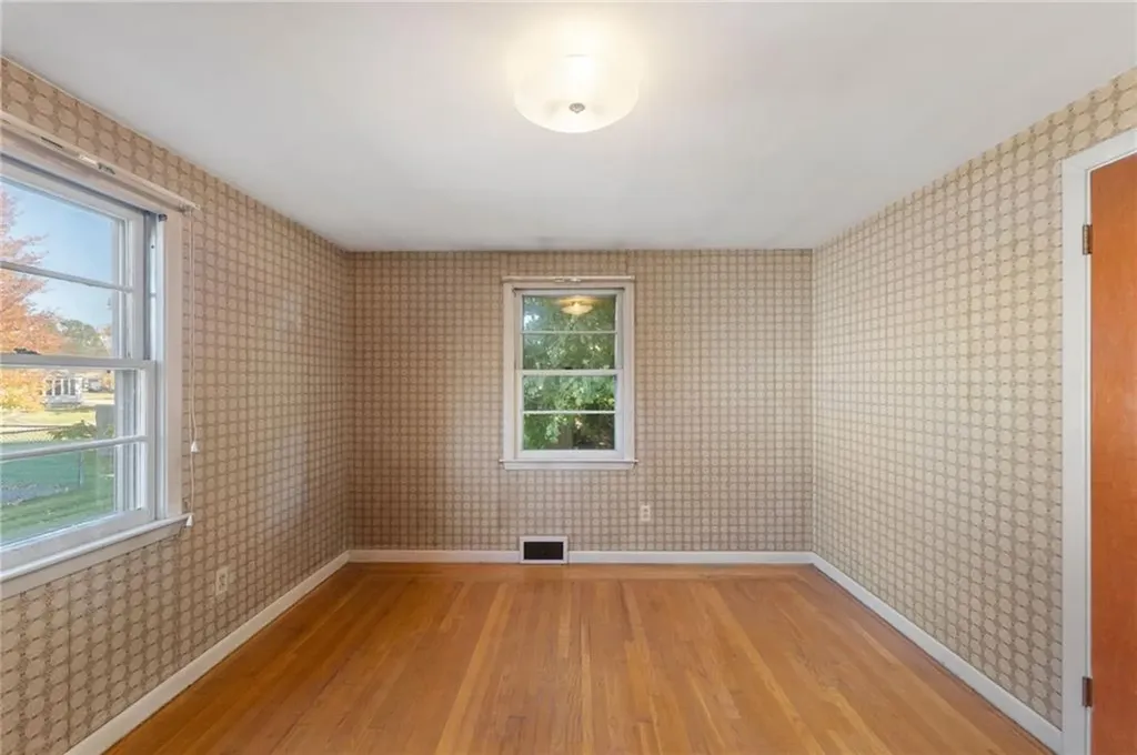 14 Newell Road Cranston RI 02910