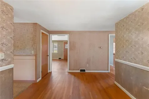 14 Newell Road Cranston RI 02910