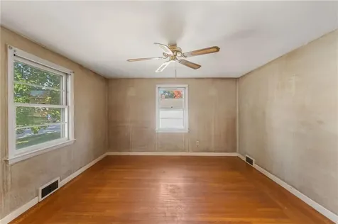 14 Newell Road Cranston RI 02910