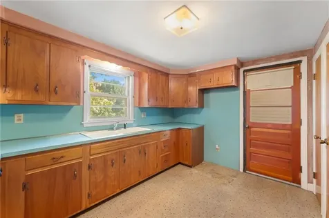 14 Newell Road Cranston RI 02910