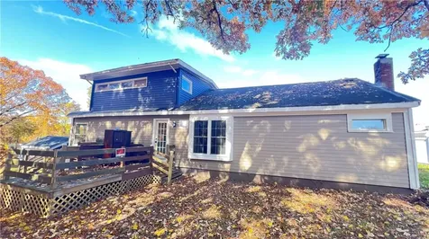 39 Louise Street Woonsocket RI 02895