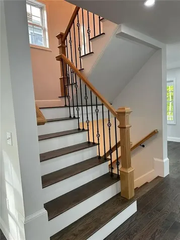 91 Yorkshire Street Providence RI 02908