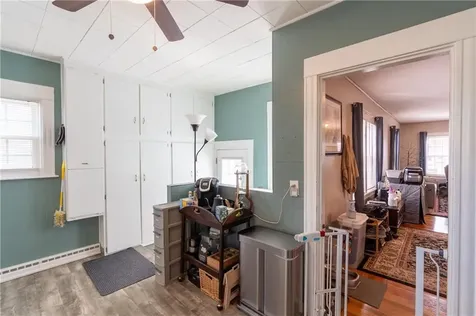 79 Morris Avenue Pawtucket RI 02860