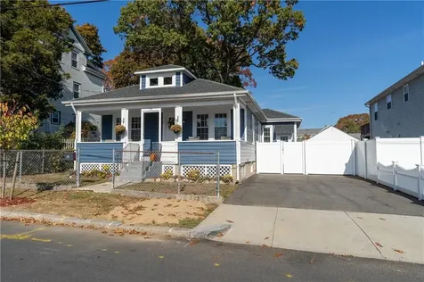 79 Morris Avenue Pawtucket RI 02860