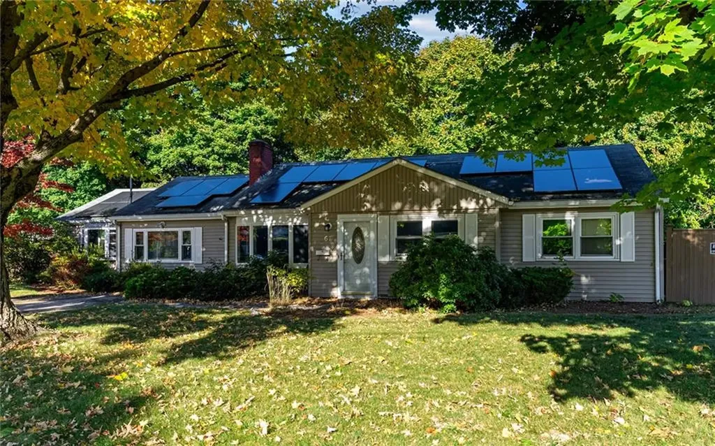 67 Underwood Avenue Warwick RI 02888