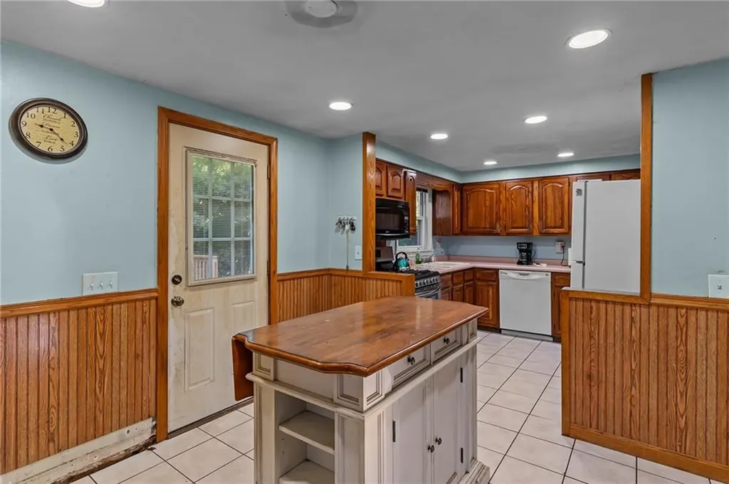67 Underwood Avenue Warwick RI 02888
