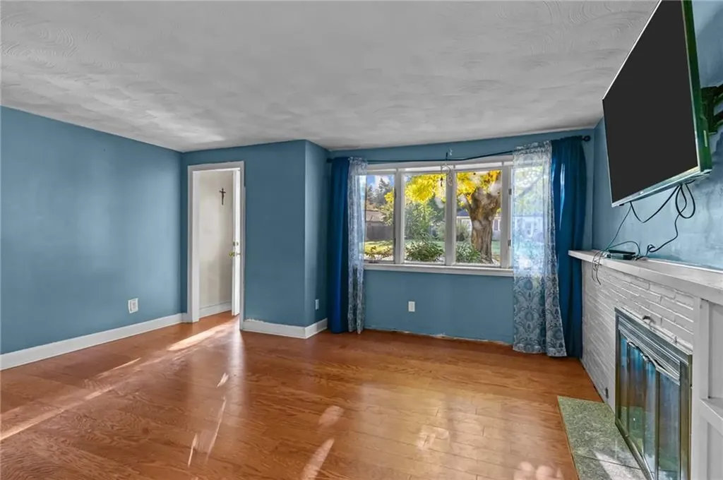 67 Underwood Avenue Warwick RI 02888