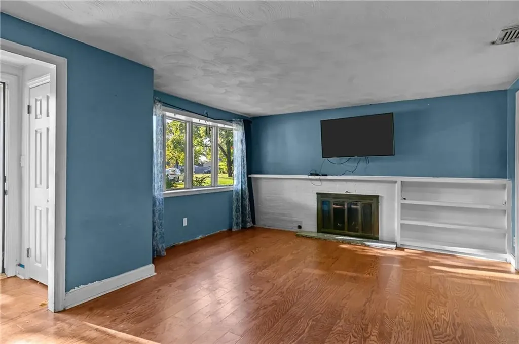 67 Underwood Avenue Warwick RI 02888