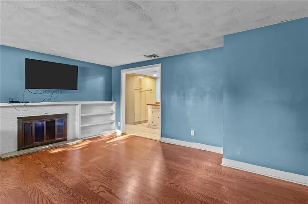 67 Underwood Avenue Warwick RI 02888