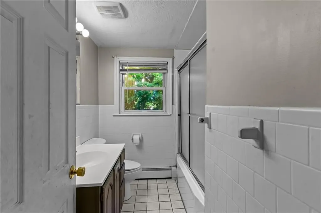 67 Underwood Avenue Warwick RI 02888