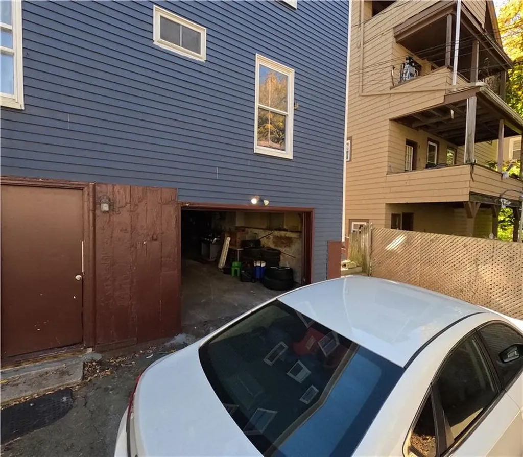 410 Carrington Avenue Woonsocket RI 02895