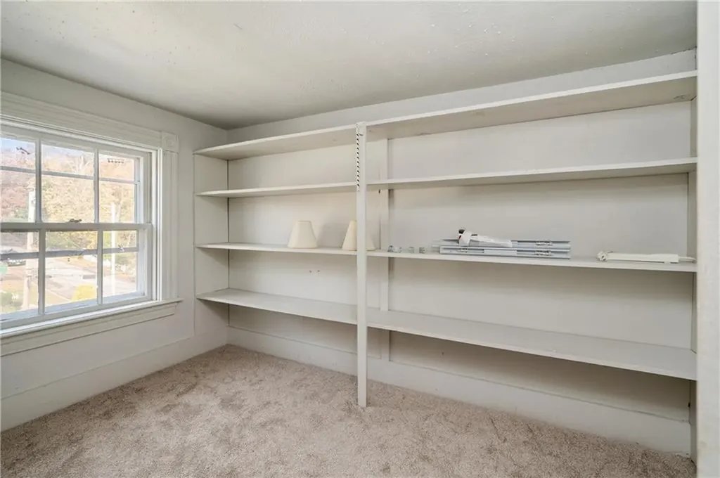 110 112 Winter Street Woonsocket RI 02895