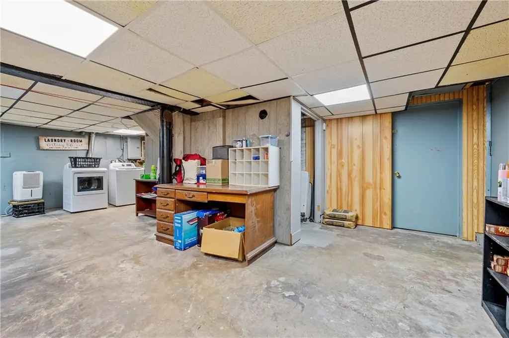 110 112 Winter Street Woonsocket RI 02895