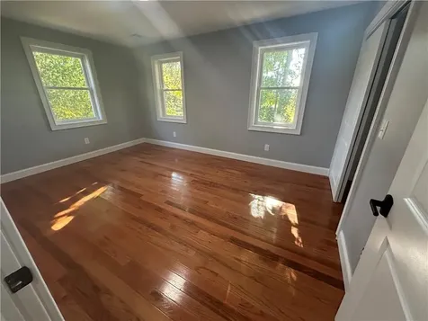 2 Hope Lane W Barrington RI 02806