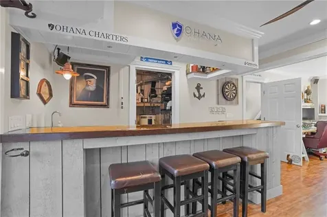 21 Orchard Avenue Narragansett RI 02882