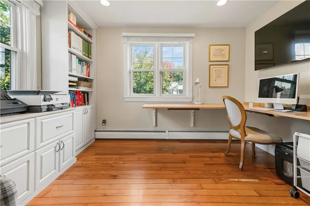 80 Webb Street Providence RI 02908
