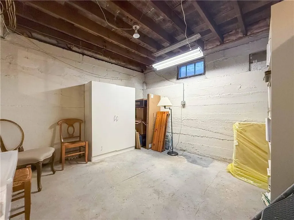 80 Webb Street Providence RI 02908
