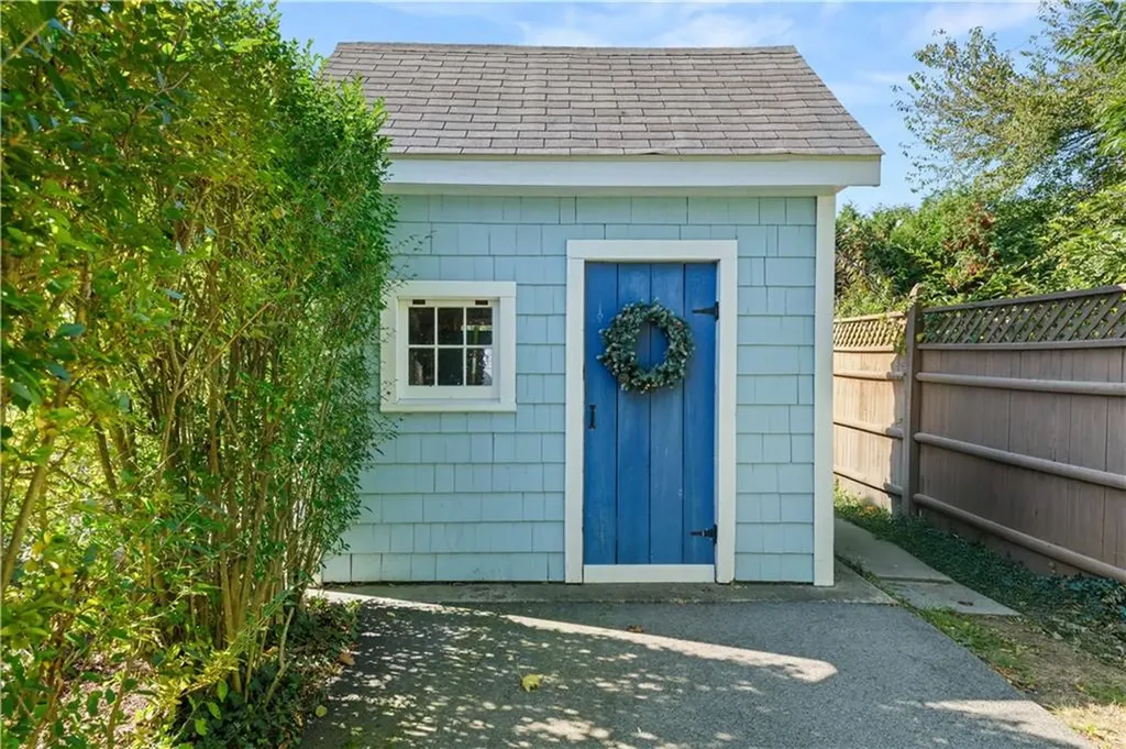 80 Webb Street Providence RI 02908