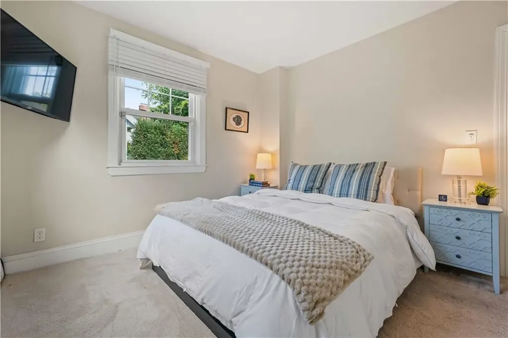 80 Webb Street Providence RI 02908
