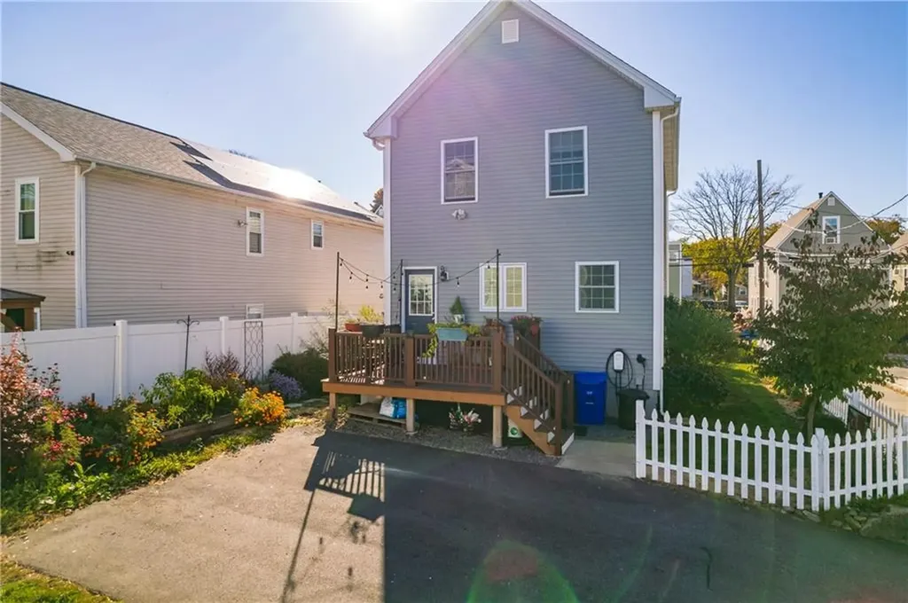 72 Pleasant Street Providence RI 02906