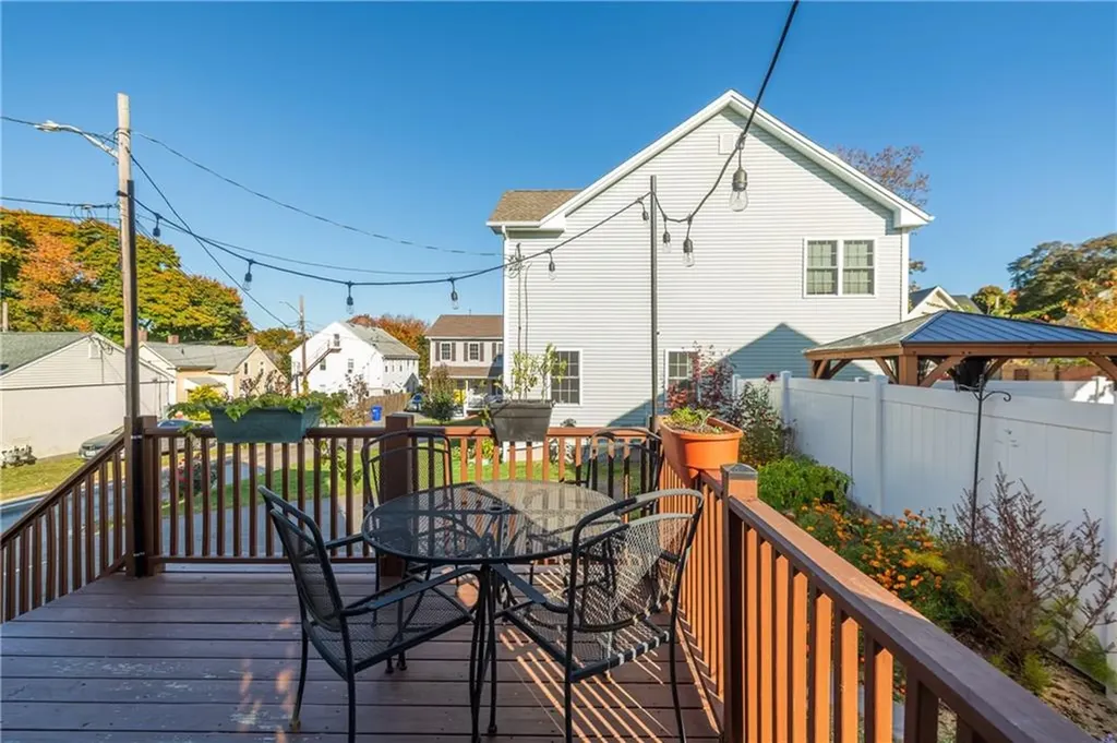72 Pleasant Street Providence RI 02906