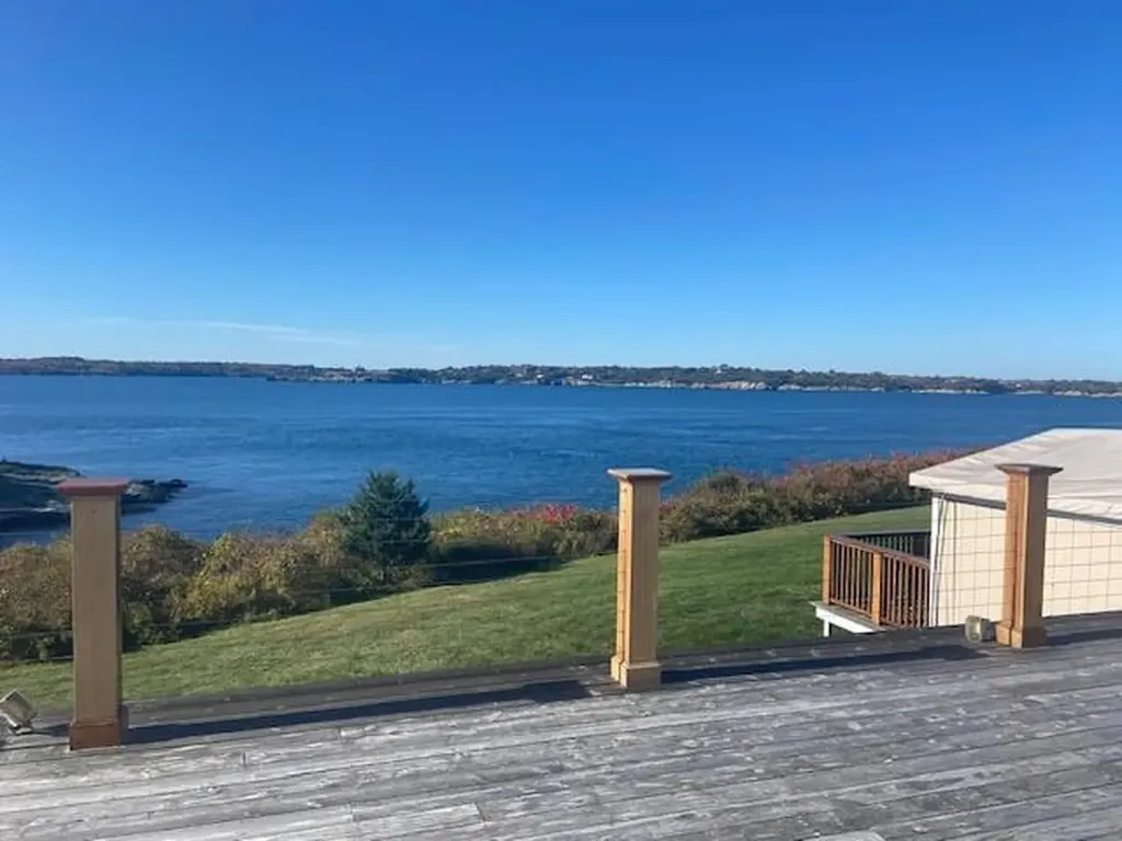 65 Ridge Road Newport RI 02840