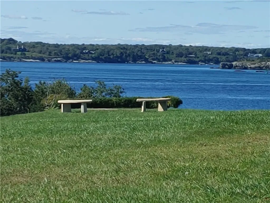 65 Ridge Road Newport RI 02840