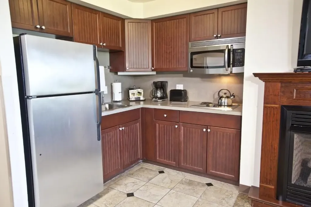 65 Ridge Road Newport RI 02840