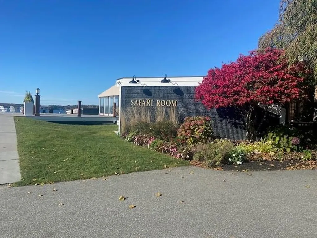 65 Ridge Road Newport RI 02840