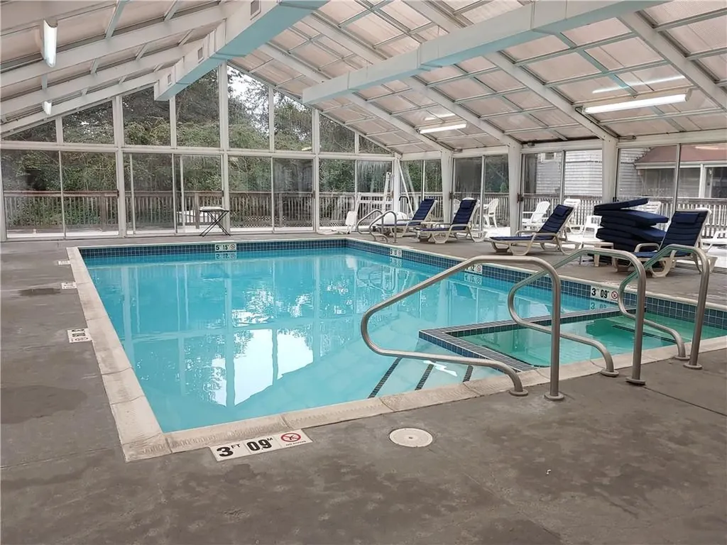 65 Ridge Road Newport RI 02840