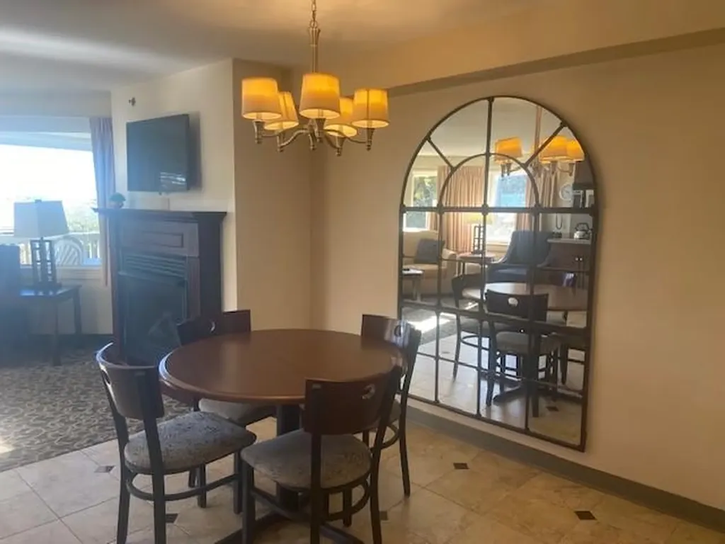 65 Ridge Road Newport RI 02840