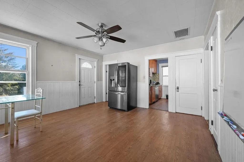 218 Joffre Avenue Woonsocket RI 02895