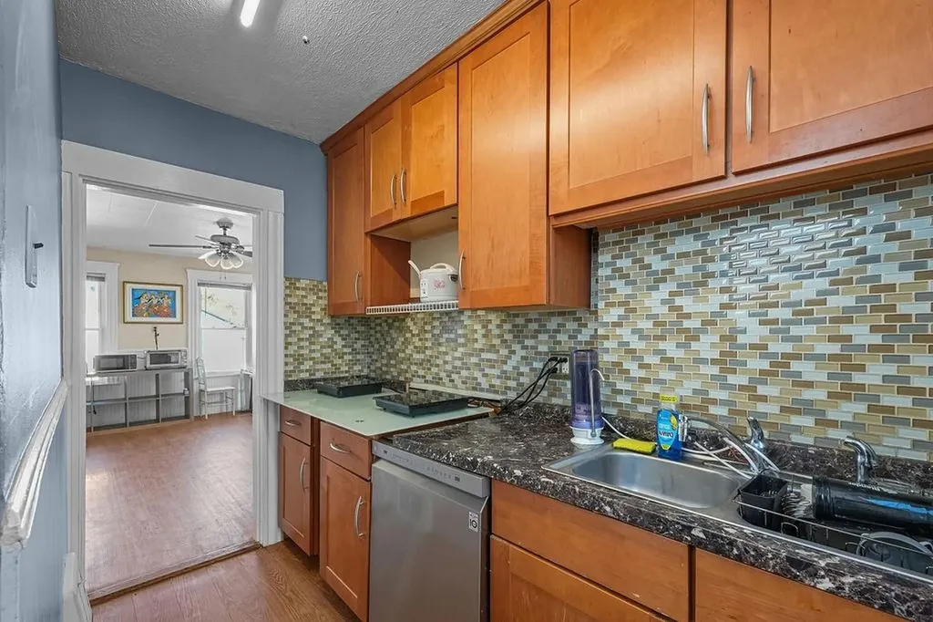 218 Joffre Avenue Woonsocket RI 02895