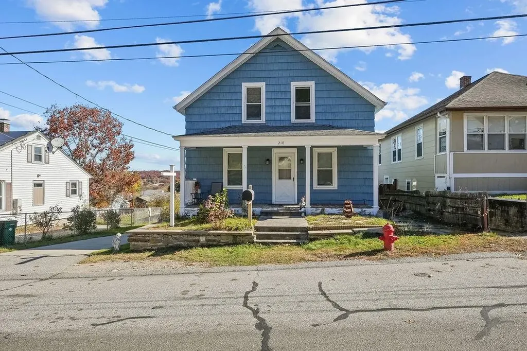 218 Joffre Avenue Woonsocket RI 02895