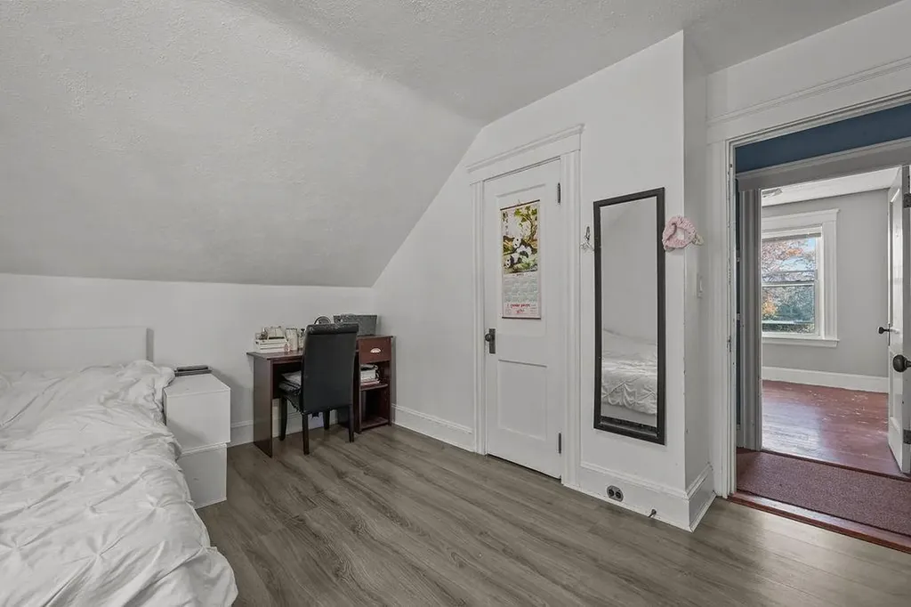 218 Joffre Avenue Woonsocket RI 02895