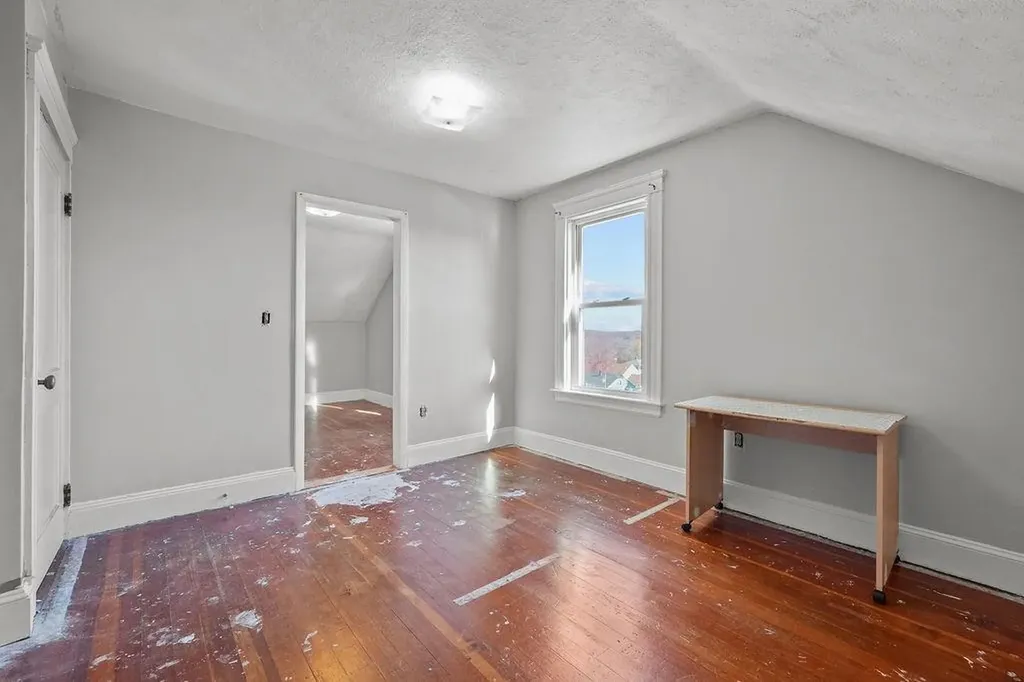 218 Joffre Avenue Woonsocket RI 02895