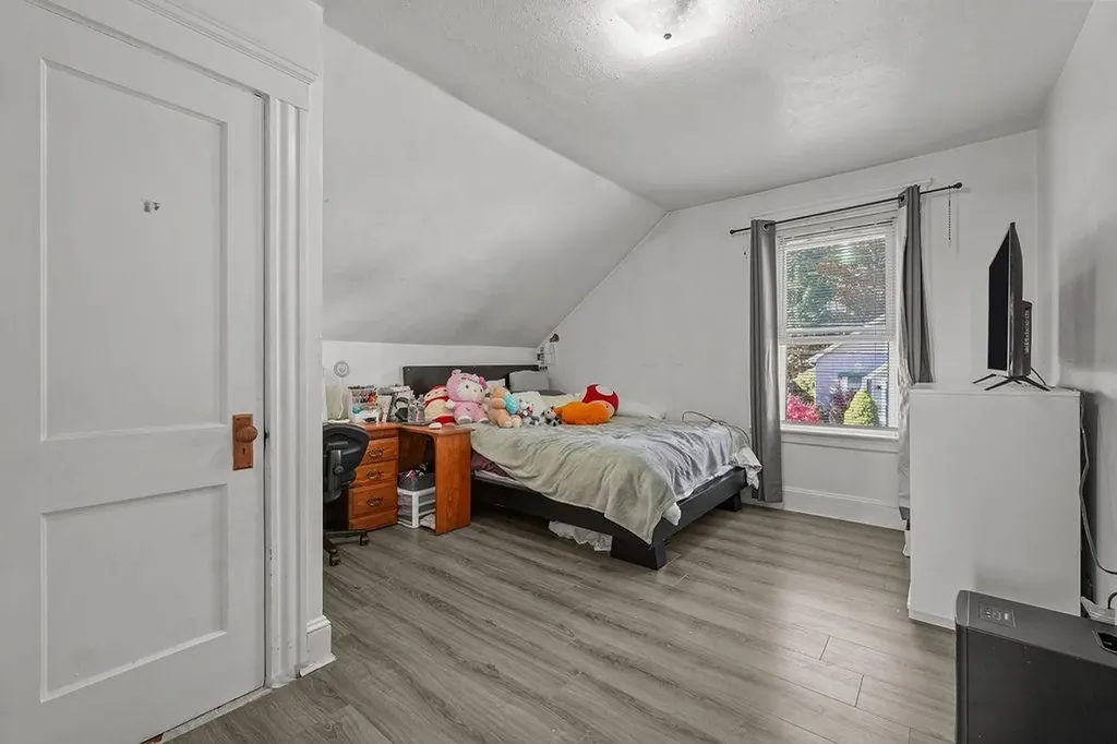218 Joffre Avenue Woonsocket RI 02895