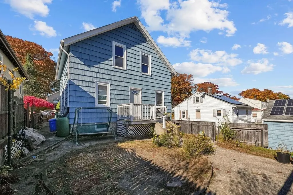 218 Joffre Avenue Woonsocket RI 02895