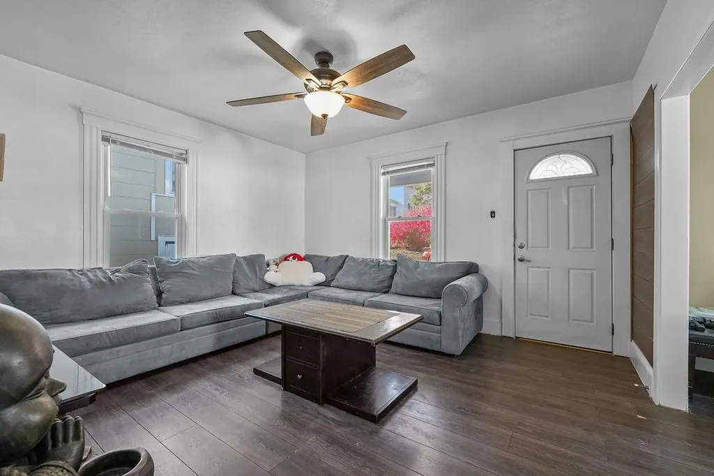 218 Joffre Avenue Woonsocket RI 02895