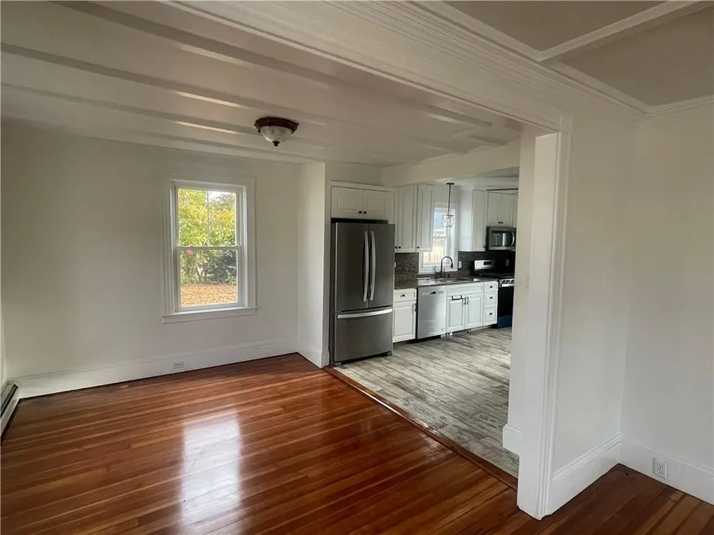 106 Crescent Road Pawtucket RI 02861