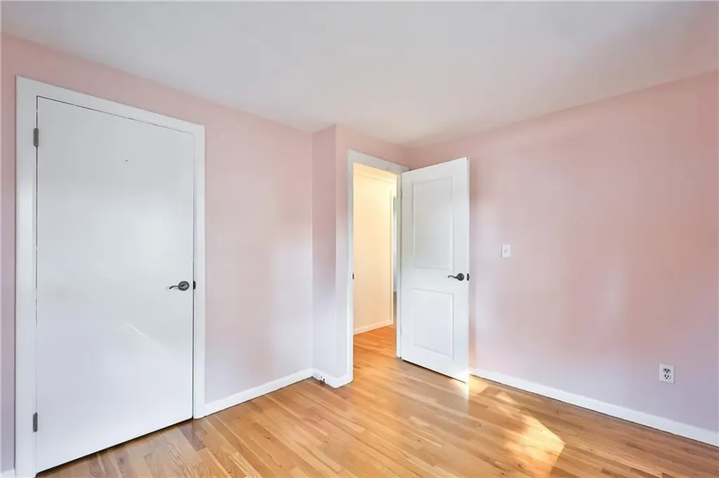 33 Morse Avenue Warwick RI 02886