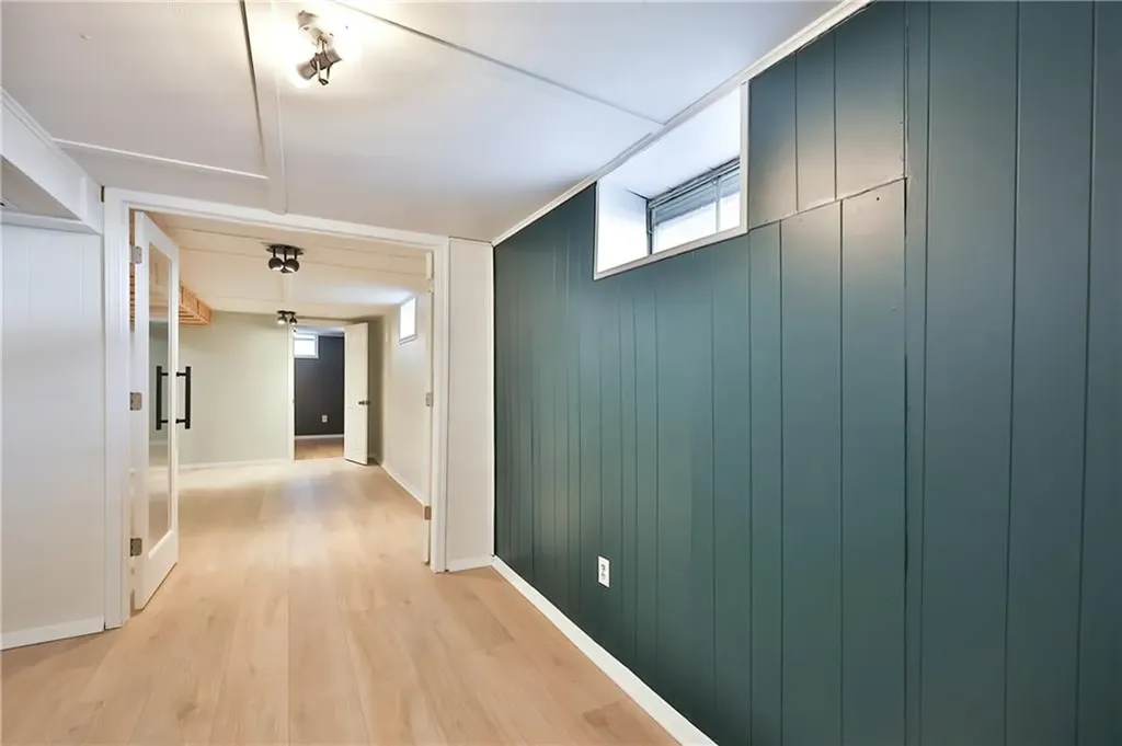 33 Morse Avenue Warwick RI 02886